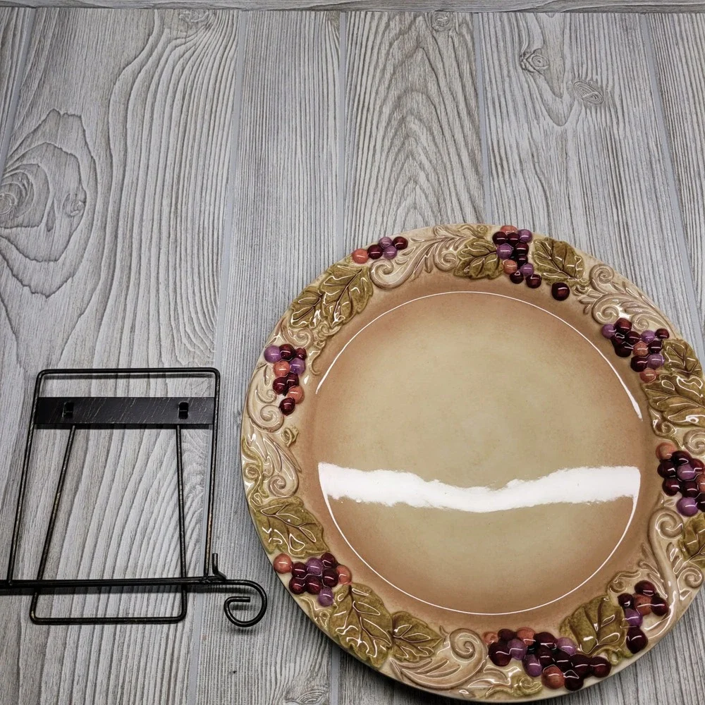 Grasslands Road Vineyard Dinner Plate 11 in Purple Grape‎ Embossed Ceramic Stand